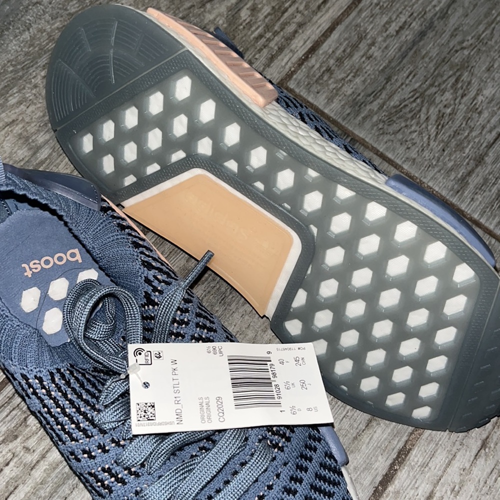 NMD - Picture 4 of 4